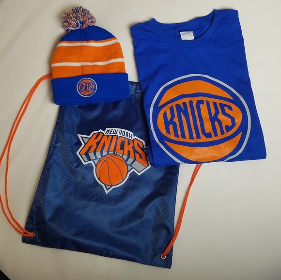 New York Knicks Other - NY Knicks T-shirt Hat and Backpack!